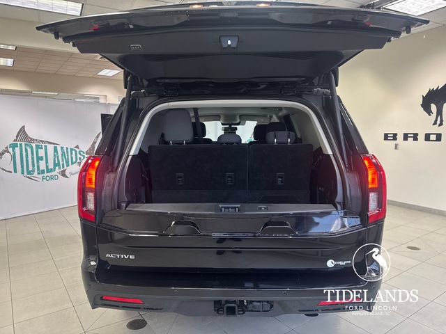 Certified 2025 Ford Expedition Active RWD image 12