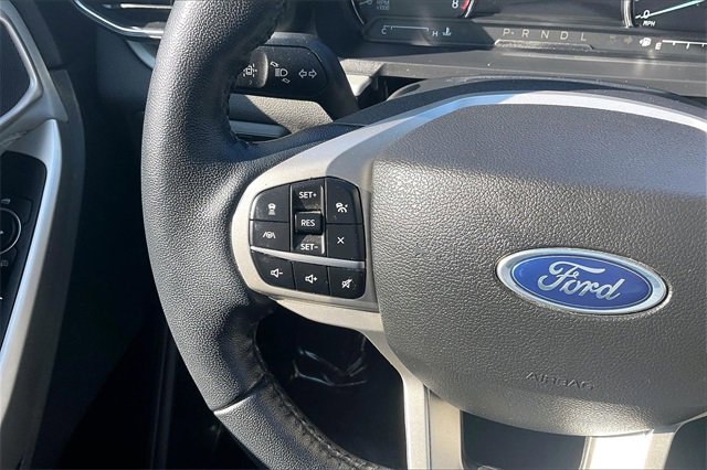 Certified 2022 Ford Explorer XLT w/ Equipment Group 202A image 18