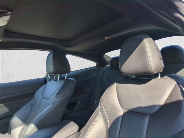 Used 2024 BMW 430i Coupe w/ Premium Package image 15