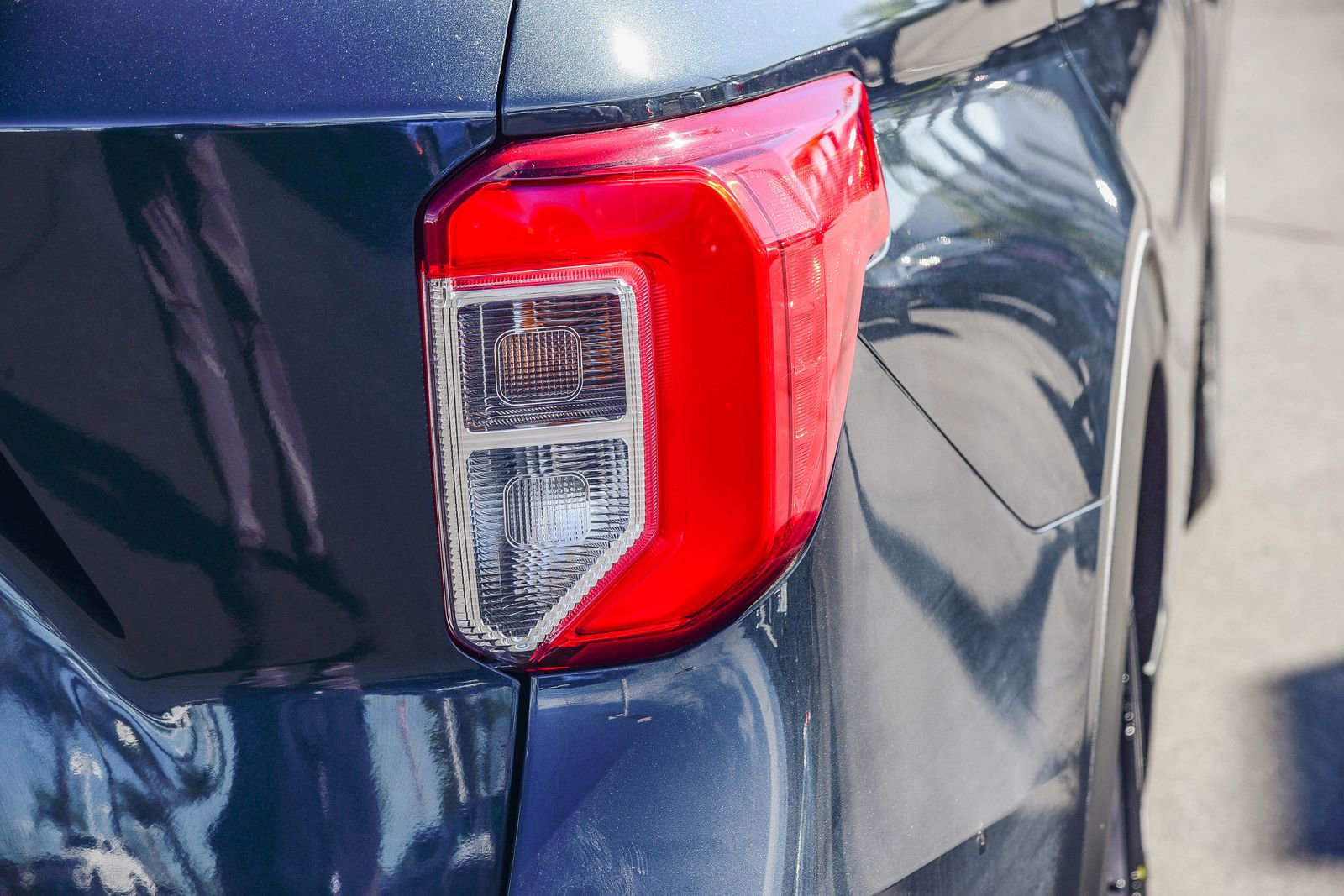 Certified 2023 Ford Explorer XLT w/ Equipment Group 202A image 7