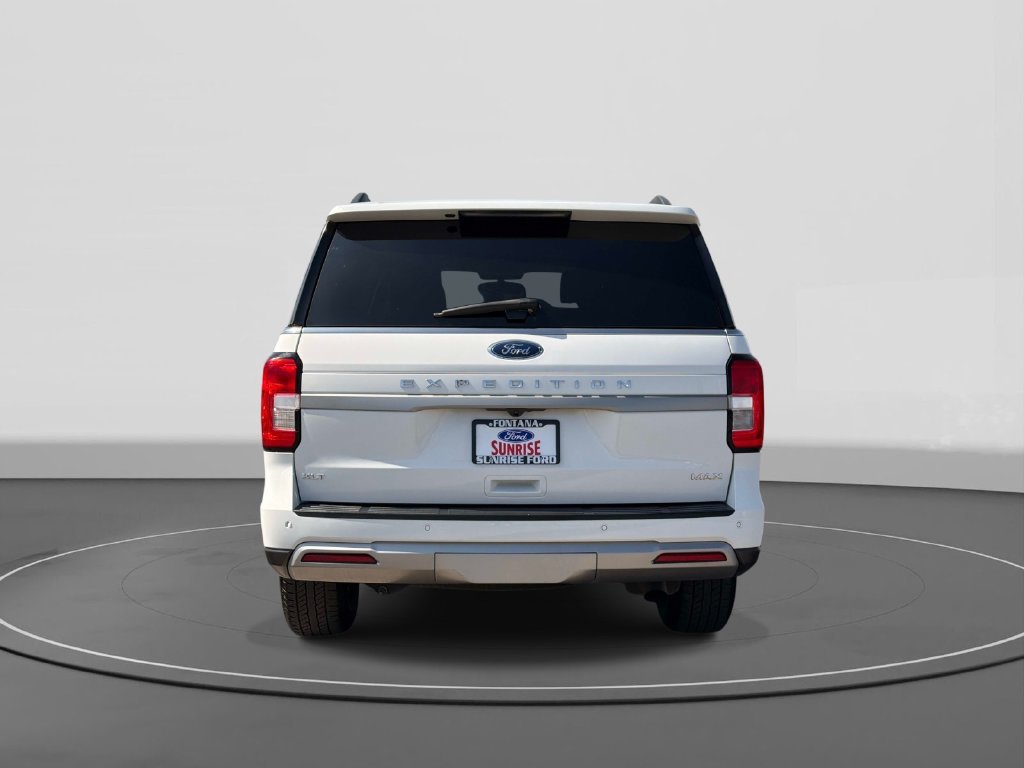 Certified 2024 Ford Expedition Max XLT RWD image 6