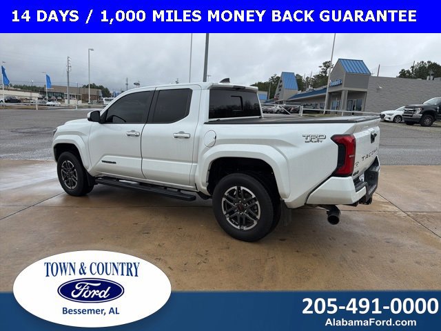 Used 2024 Toyota Tacoma TRD Sport w/ TRD Sport Upgrade Package image 3