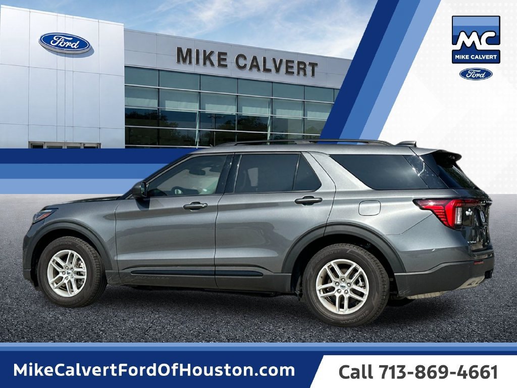 Certified 2026 Ford Explorer Active w/ Active Comfort Package RWD image 2