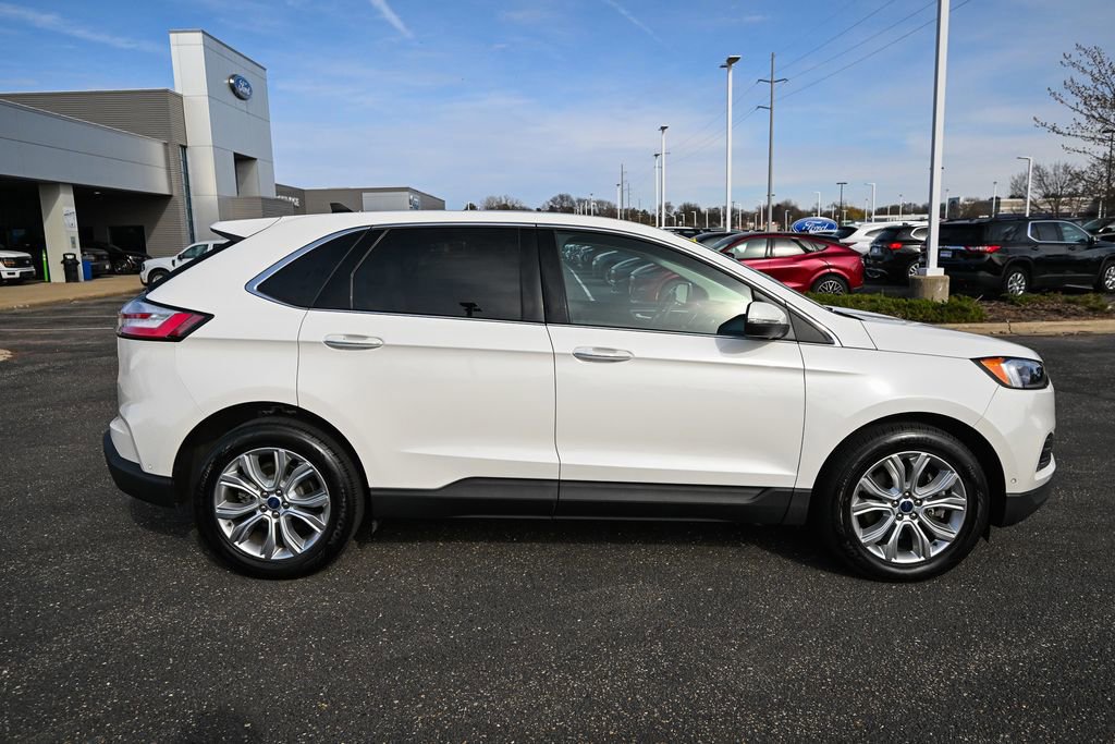 Certified 2020 Ford Edge Titanium w/ Equipment Group 301A image 8