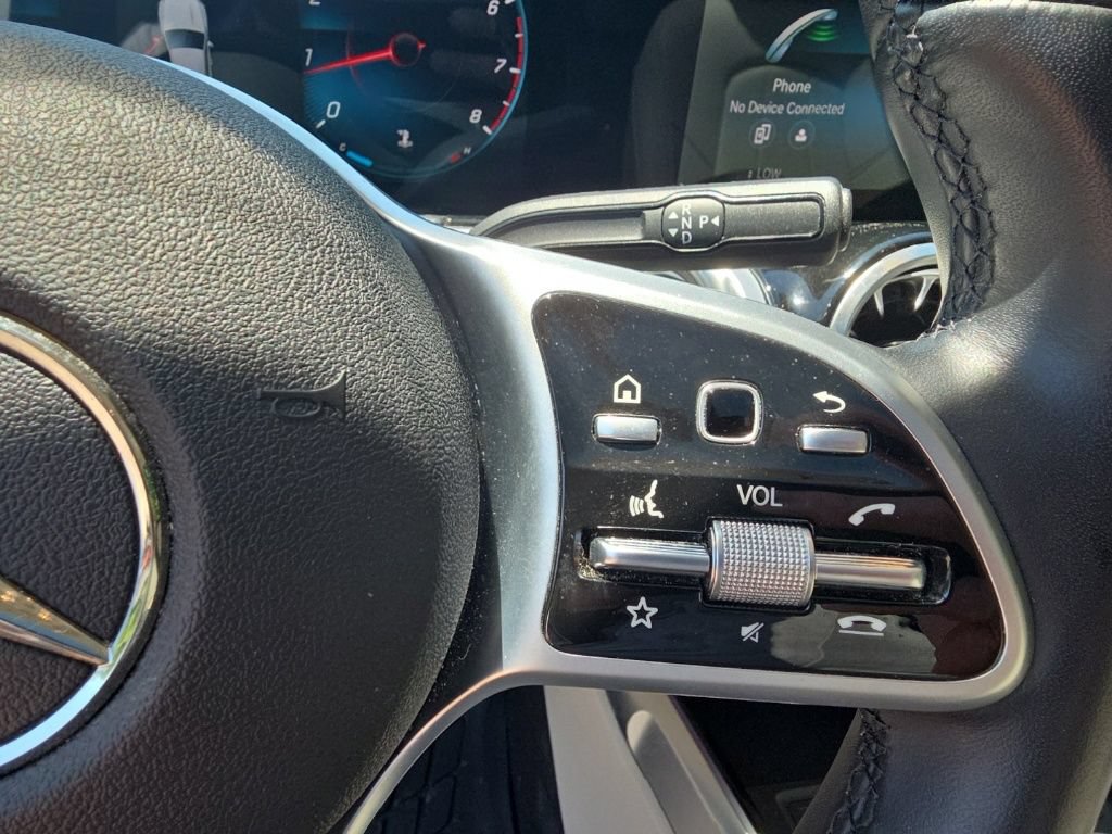 Used 2022 Mercedes-Benz GLB 250 4MATIC image 15