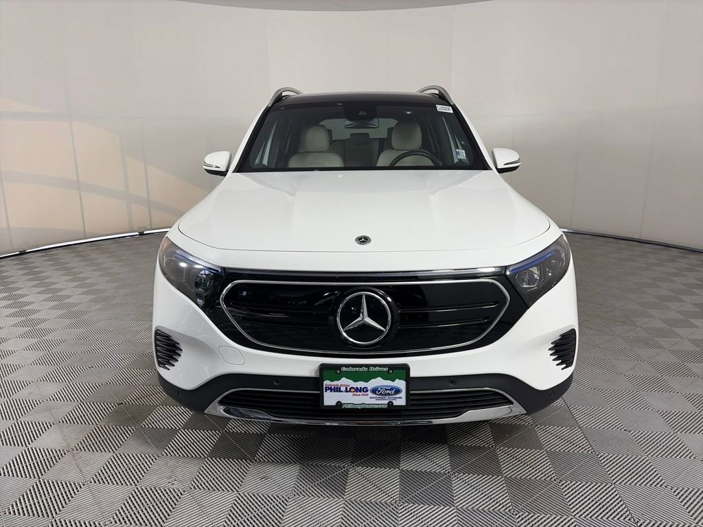 Used 2023 Mercedes-Benz EQB 300 4MATIC image 7