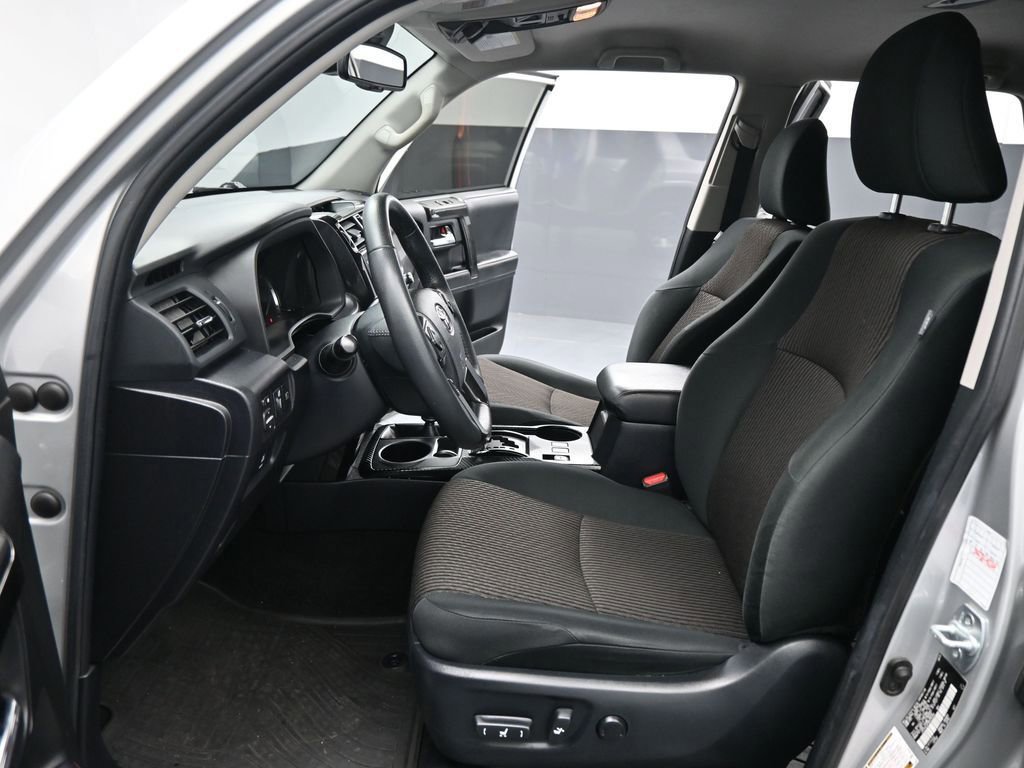 Used 2021 Toyota 4Runner TRD Off-Road image 35