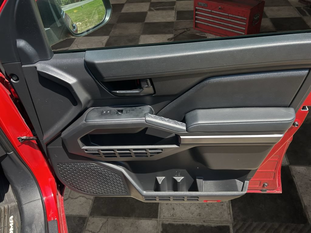 Used 2025 Toyota Tacoma SR5 RWD image 11