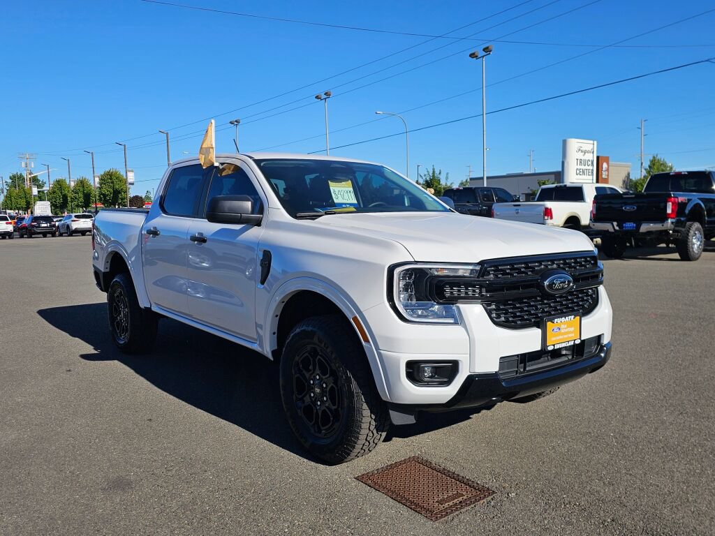 Certified 2025 Ford Ranger XLT w/ FX4 Off-Road Package AWD/4WD image 4