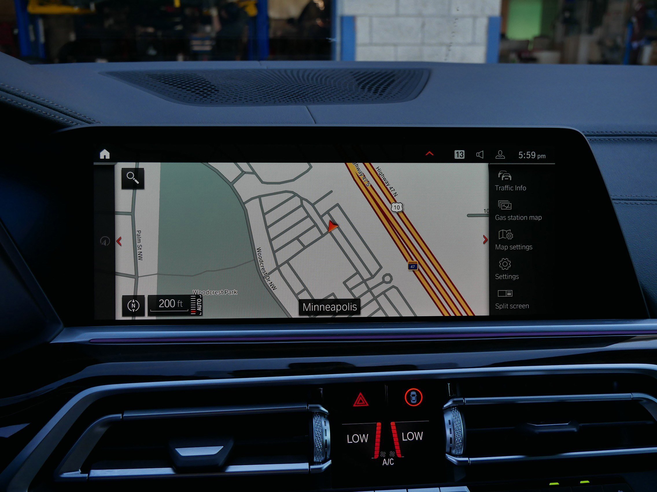 Used 2021 BMW X5 xDrive40i w/ M Sport Package image 39