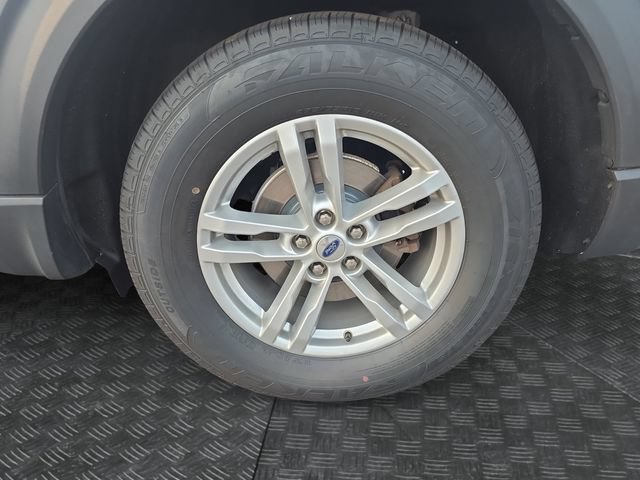 Certified 2023 Ford Explorer XLT w/ Equipment Group 202A AWD/4WD image 14
