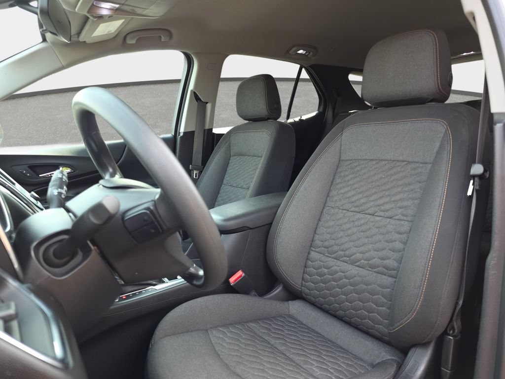 Used 2019 Chevrolet Equinox LT w/ LPO, Floor Liner Package FWD image 12