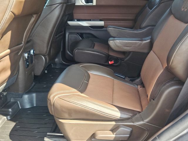 Certified 2022 Ford Explorer King Ranch w/ Class IV Trailer Tow Package RWD image 23