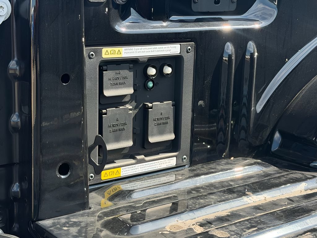 Certified 2025 Ford F150 Lariat w/ Equipment Group 502A High AWD/4WD image 29