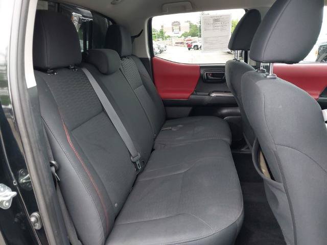 Used 2018 Toyota Tacoma SR5 w/ Exterior Package AWD/4WD image 22