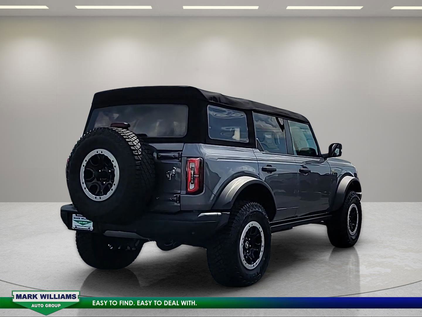 Certified 2022 Ford Bronco Badlands w/ Sasquatch Package AWD/4WD image 5