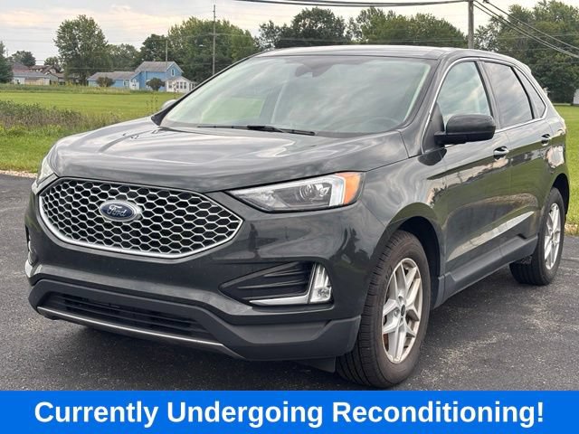 Certified 2024 Ford Edge SEL w/ Convenience Package AWD/4WD image 3