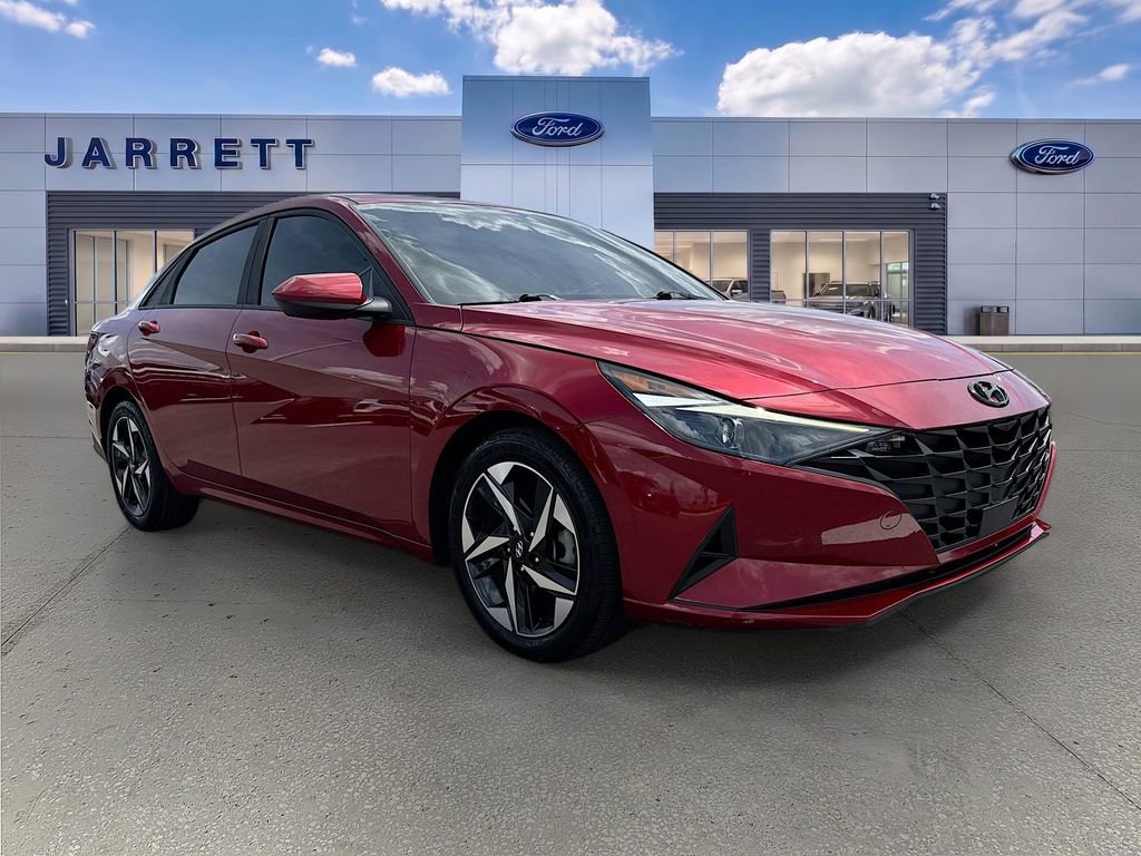 Used 2023 Hyundai Elantra SEL w/ Convenience Package