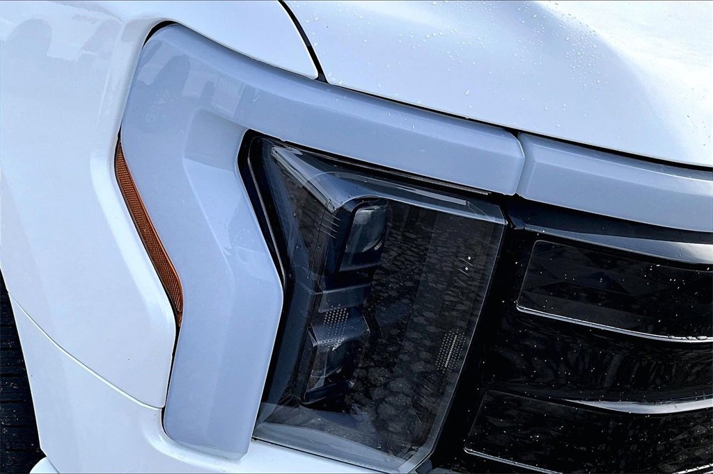 Certified 2022 Ford F150 Lightning Platinum image 30