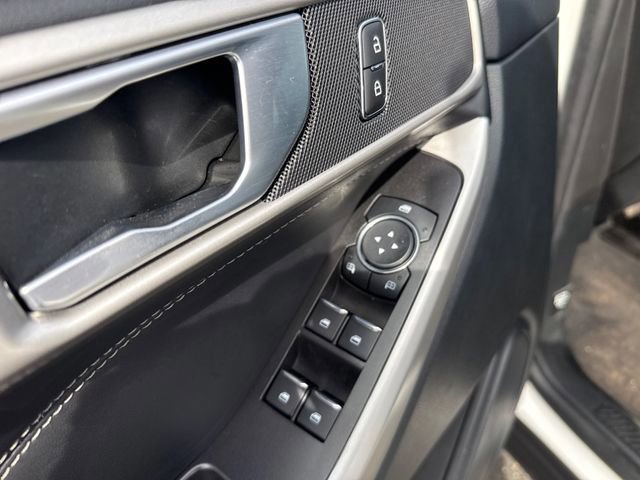 Certified 2023 Ford Explorer XLT w/ Equipment Group 202A image 27