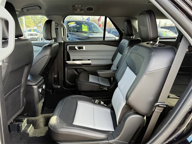 Certified 2023 Ford Explorer XLT w/ Equipment Group 202A image 9