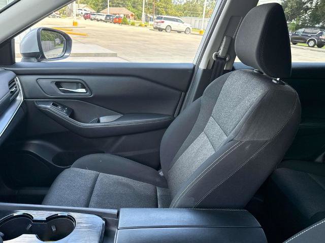 Used 2024 Nissan Rogue SV FWD image 20