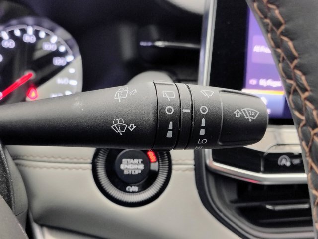 Used 2022 Jeep Compass Limited AWD/4WD image 37