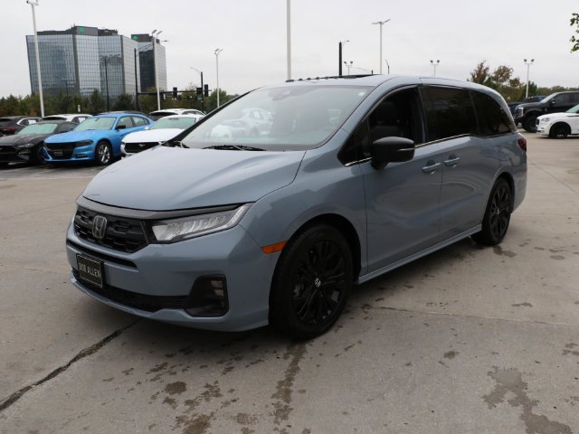 Used 2025 Honda Odyssey Sport-L image 3