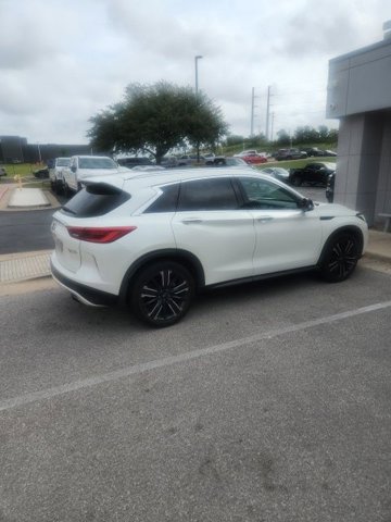 Used 2021 INFINITI QX50 Luxe w/ Appearance Package AWD/4WD image 4