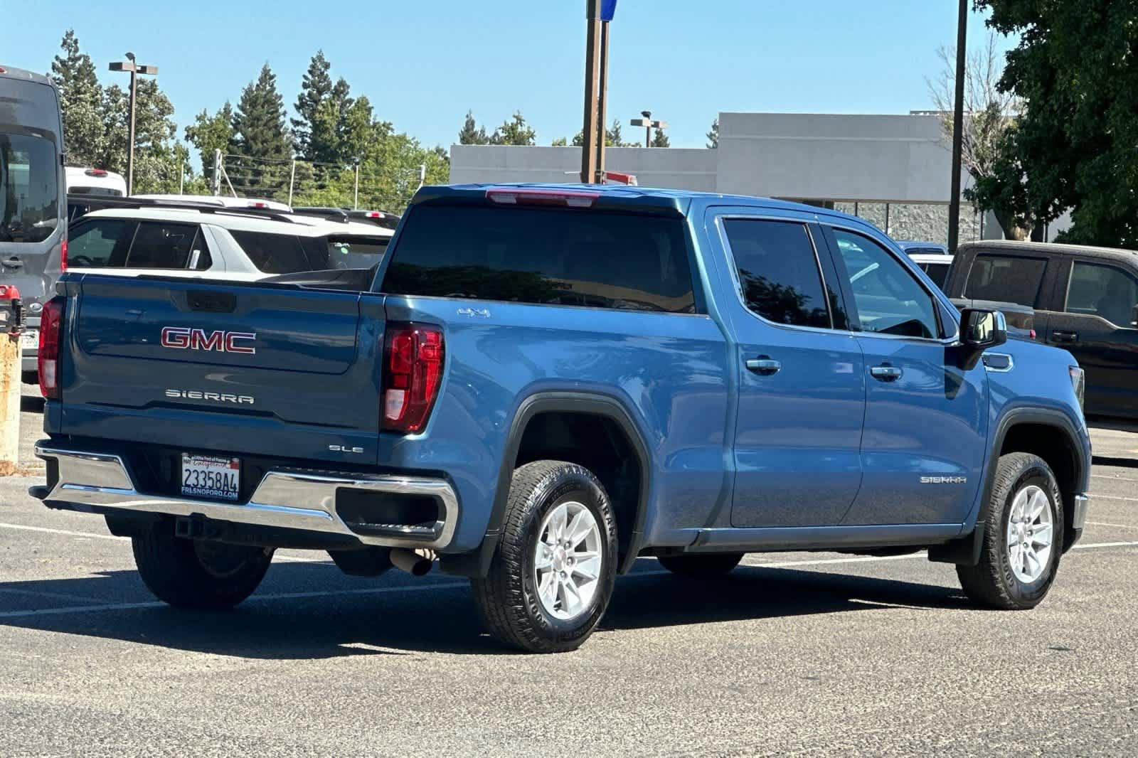 Used 2024 GMC Sierra 1500 SLE AWD/4WD video 2