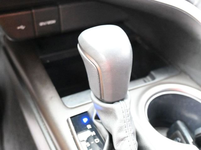 Used 2024 Toyota Camry SE w/ Convenience Package FWD image 22