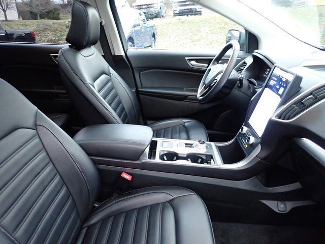 Certified 2022 Ford Edge SEL w/ Convenience Package image 11