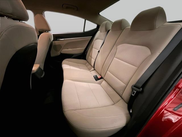 Used 2020 Hyundai Elantra SE FWD image 25