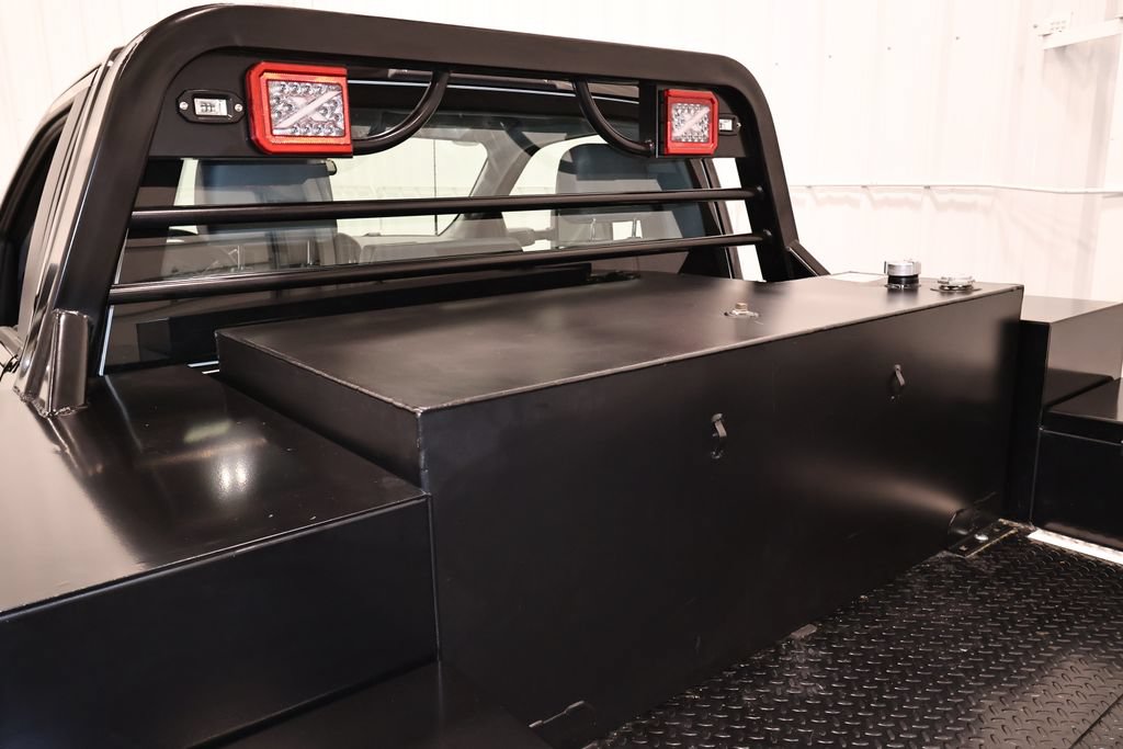 Certified 2025 Ford F550 4x4 Regular Cab Super Duty image 35