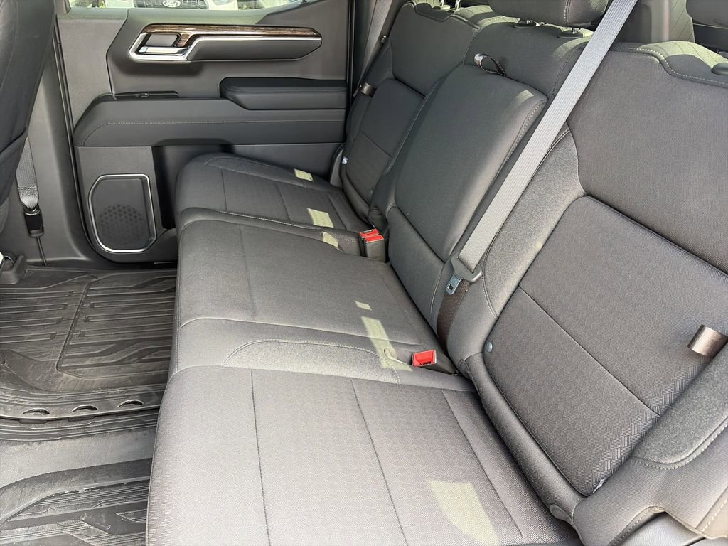 Used 2024 GMC Sierra 1500 Elevation w/ Preferred Package AWD/4WD image 32
