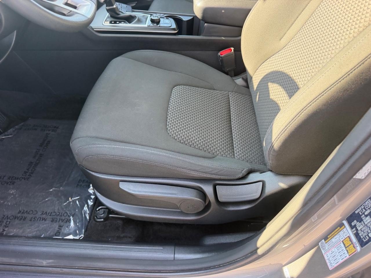 Used 2024 Kia Sportage LX AWD/4WD image 19
