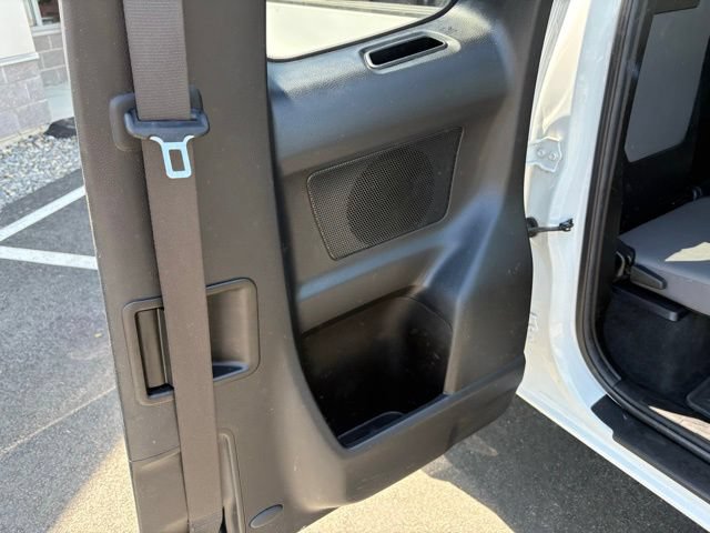 Used 2022 Toyota Tacoma SR5 w/ SR5 Appearance Package (SM) AWD/4WD image 22