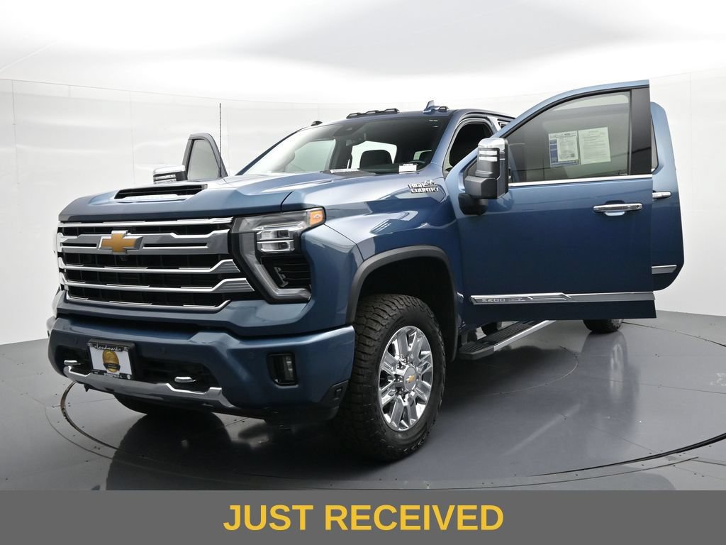 Used 2024 Chevrolet Silverado 3500 High Country w/ Z71 Off-Road Package AWD/4WD image 25