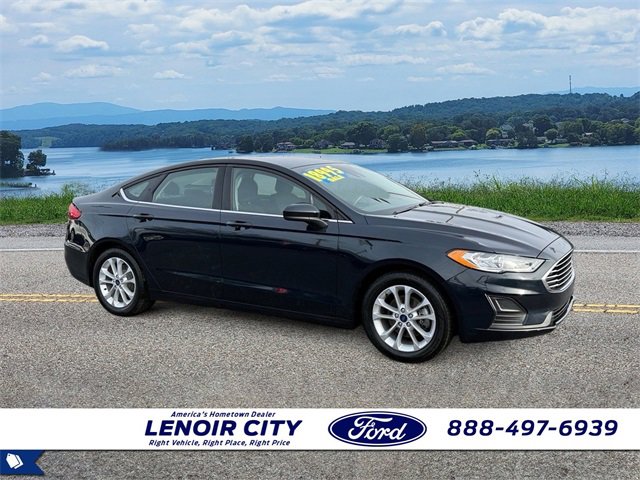 Certified 2020 Ford Fusion SE image 1