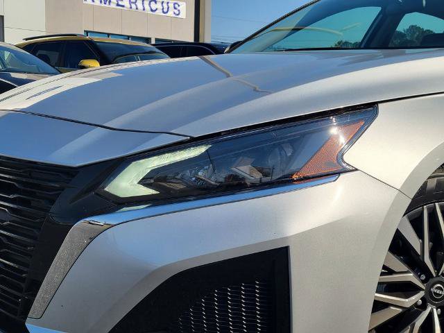 Used 2024 Nissan Altima 2.5 SV image 10