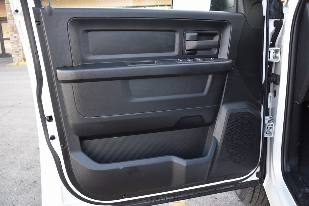 Used 2023 RAM 1500 Tradesman w/ Chrome Plus Package image 9