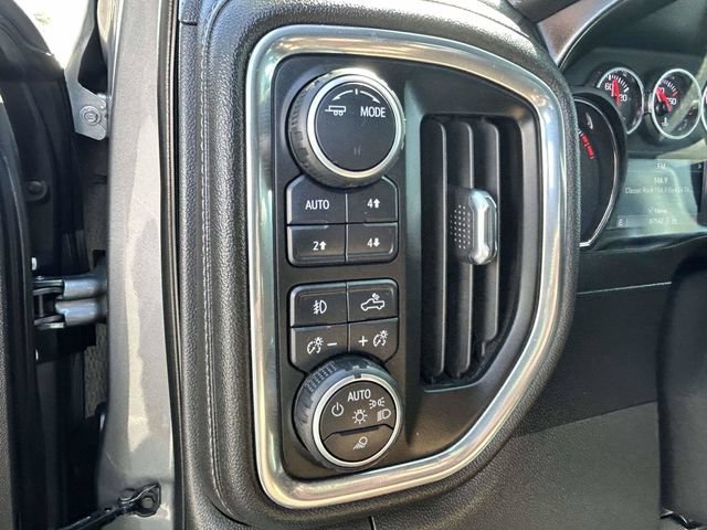 Used 2022 Chevrolet Silverado 1500 LT Trail Boss w/ LT Trail Boss Premium Package AWD/4WD image 18