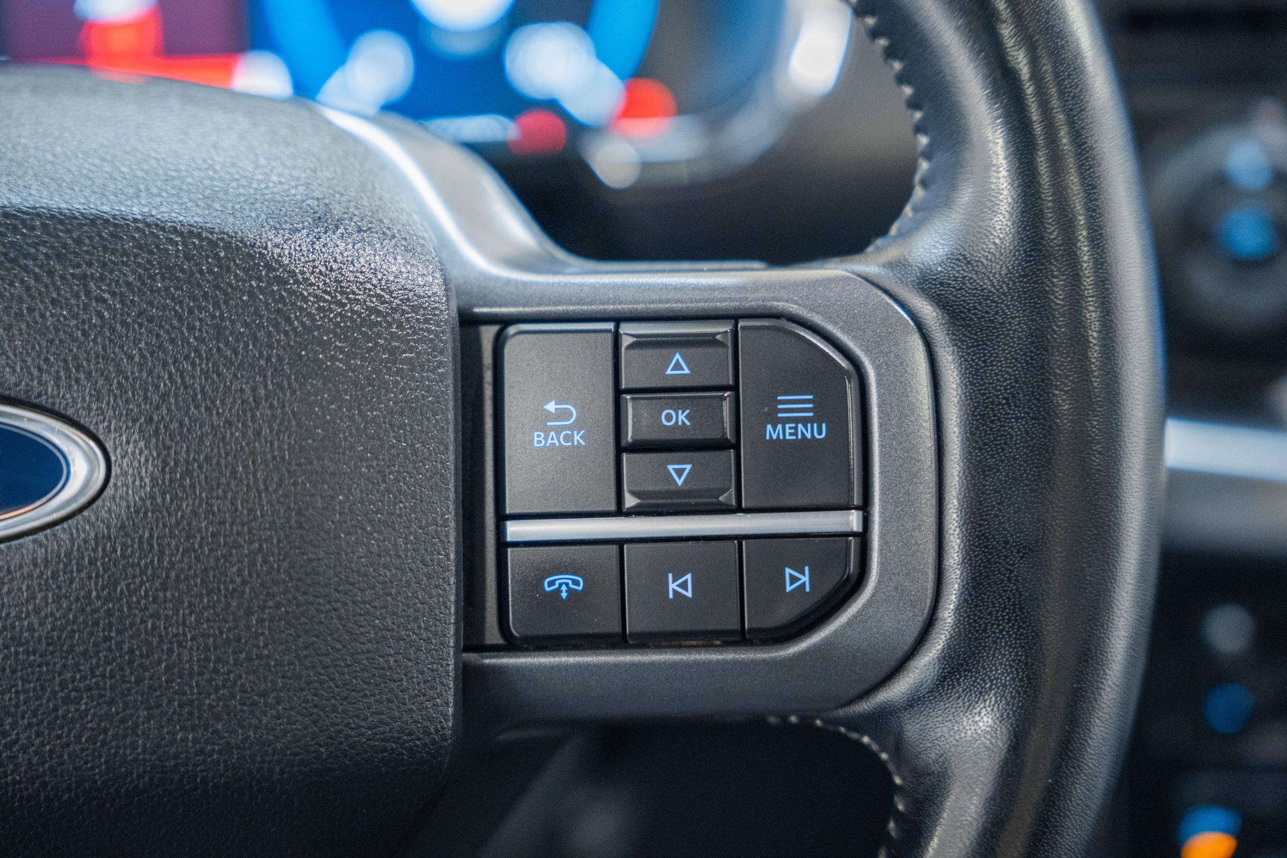 Certified 2023 Ford F150 Lariat w/ Equipment Group 502A High image 34