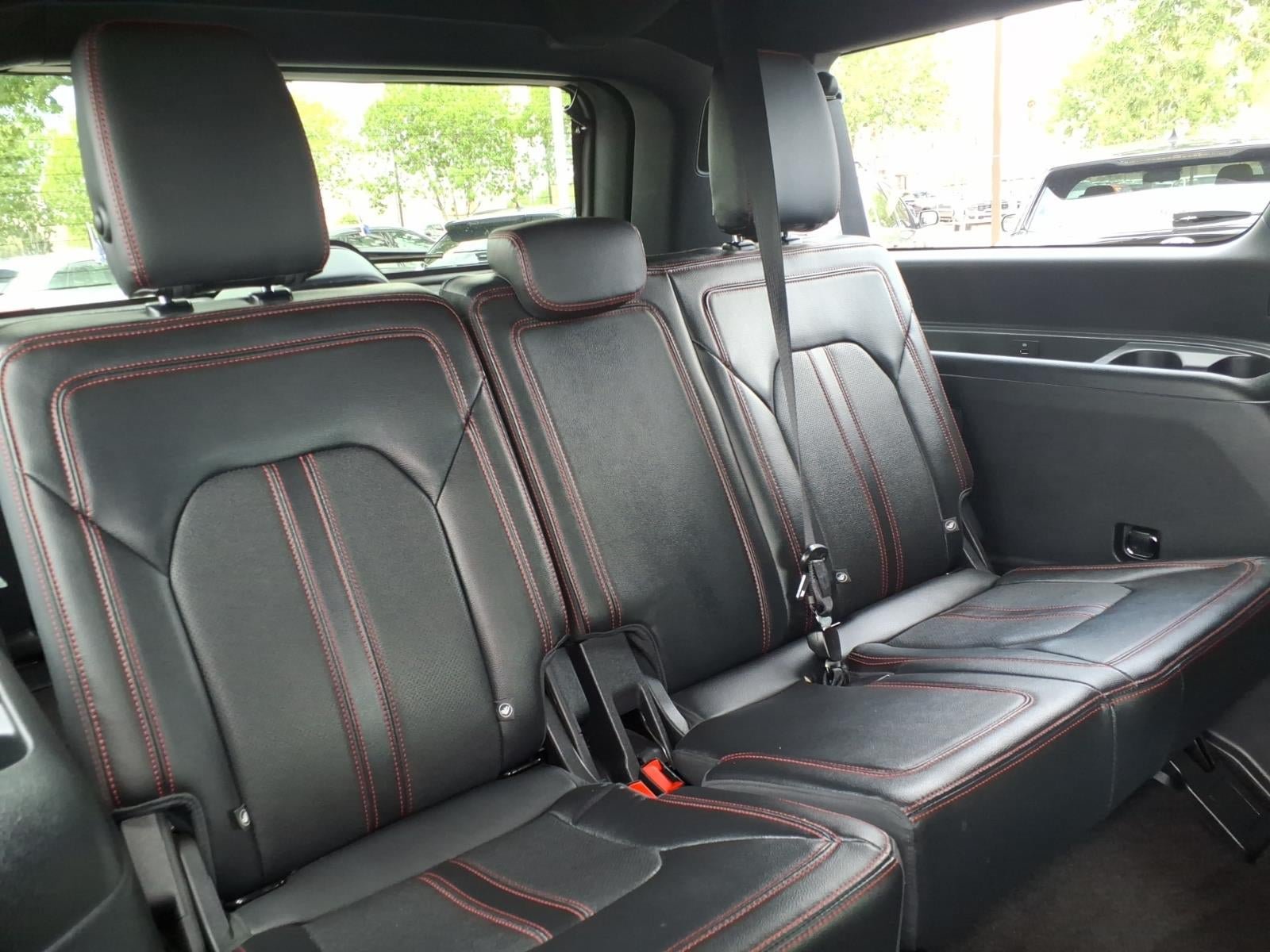 Certified 2023 Ford Expedition Max Limited AWD/4WD image 16
