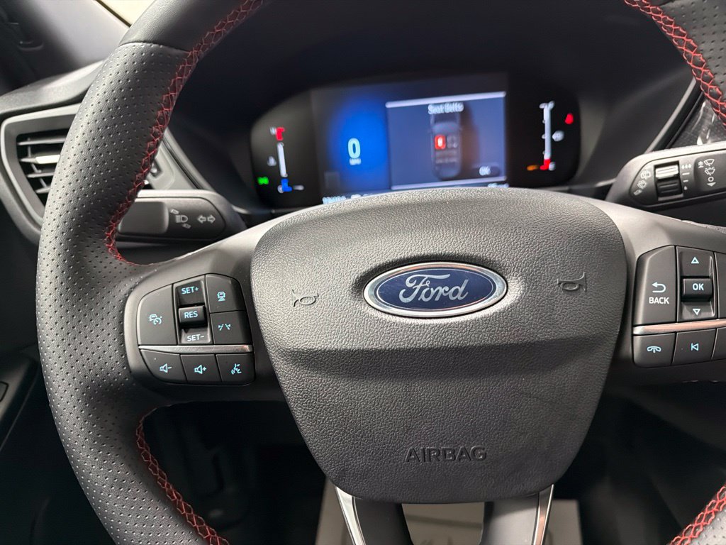 Certified 2024 Ford Escape ST-Line w/ Tech Pack #1 AWD/4WD image 18