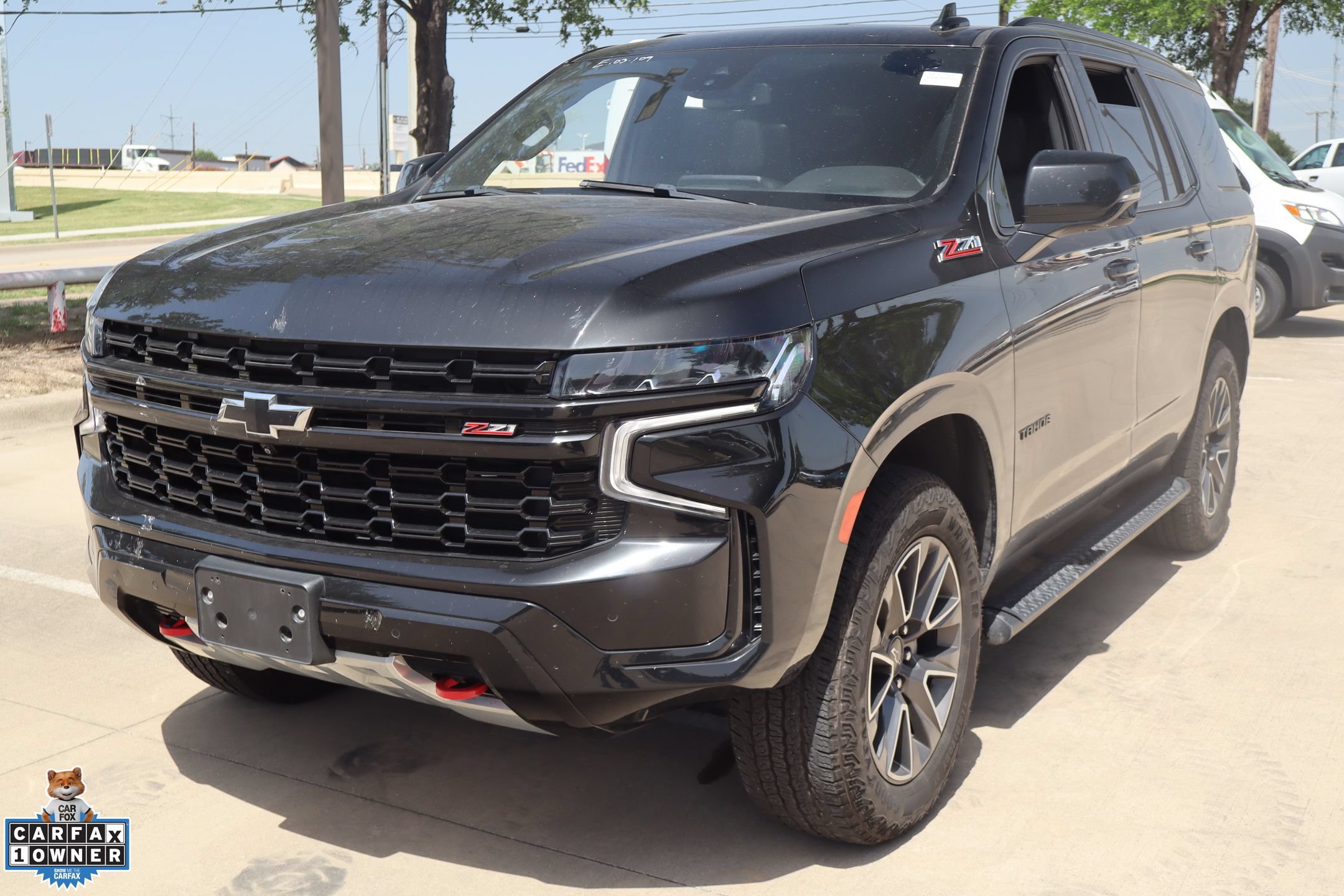 Used 2023 Chevrolet Tahoe Z71 w/ Luxury Package AWD/4WD image 8