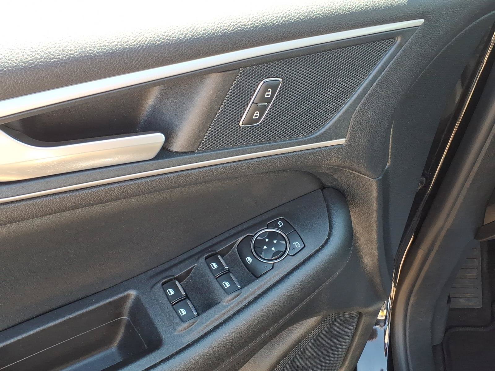 Certified 2024 Ford Edge SEL AWD/4WD image 15
