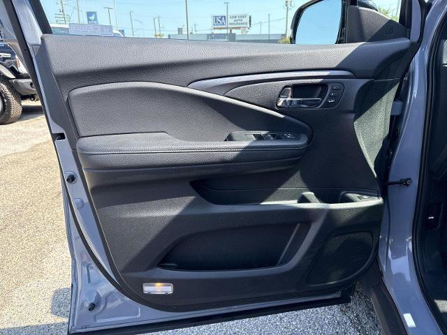 Used 2023 Honda Ridgeline RTL-E image 24