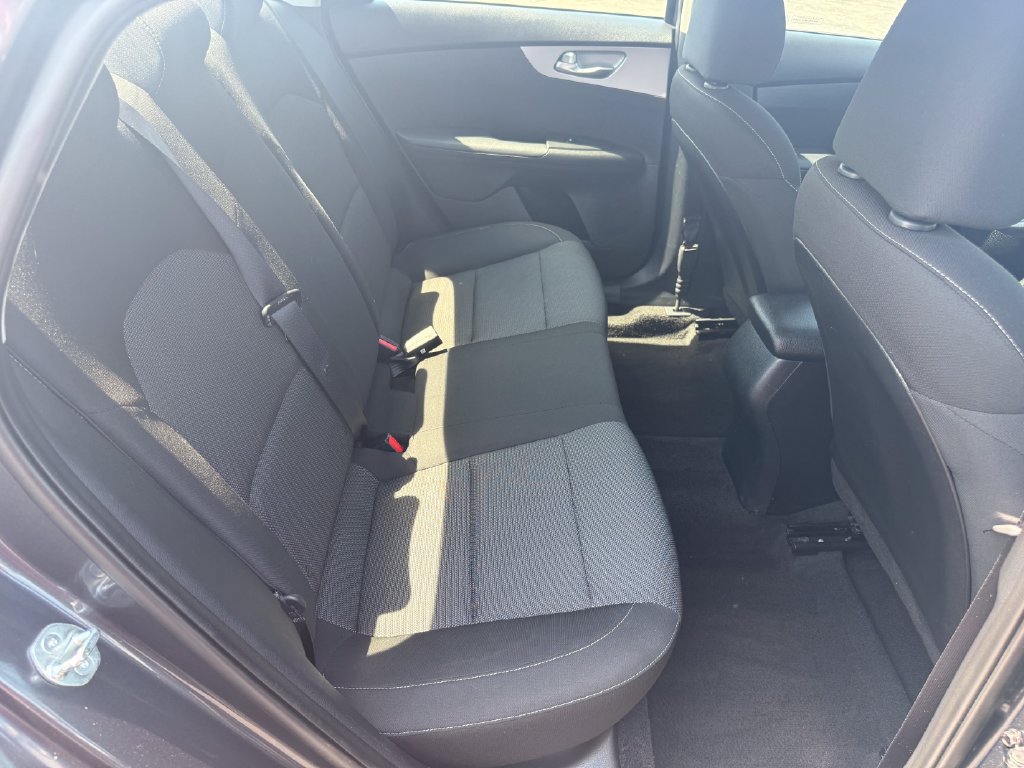 Used 2024 Kia Forte LXS w/ LXS Technology Package FWD image 14