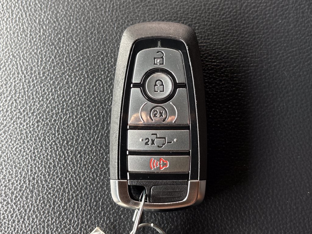Certified 2023 Ford F350 Lariat w/ Tremor Off-Road Package AWD/4WD image 35